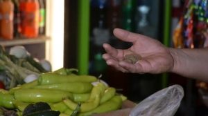 Mexicanos viven con el mismo salario desde hace 10 años. Tienes que esperar 42…